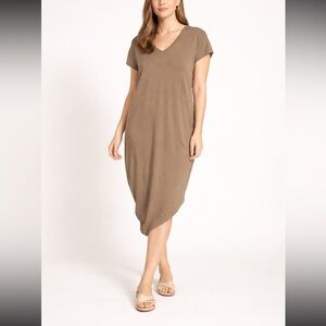 Universal Standard Geneva T-Shirt Dress Women’s Small Asymmetrical Hem Brown